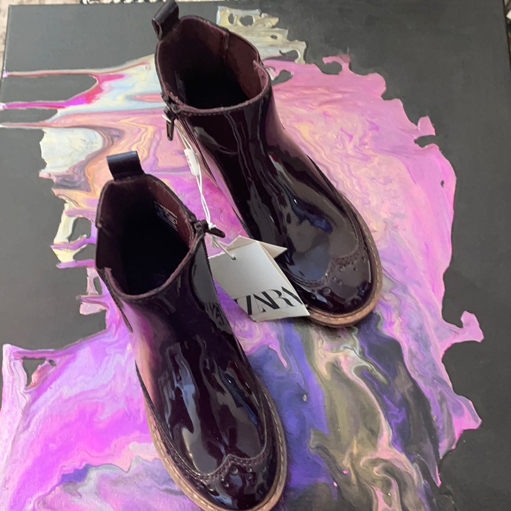 Brand new Kids wingtip ankle patent boots.